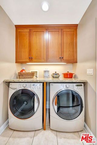 10257 Camarillo Street, Toluca Lake (los Angeles), CA 91602