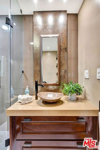 10257 Camarillo Street, Toluca Lake (los Angeles), CA 91602