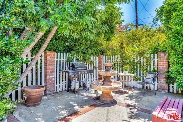 10257 Camarillo Street, Toluca Lake (los Angeles), CA 91602