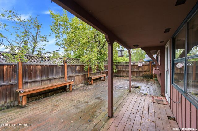 4242 Ross Court, Anchorage, AK 99508