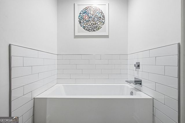 260 18th Street NW 10205, Atlanta, GA 30363