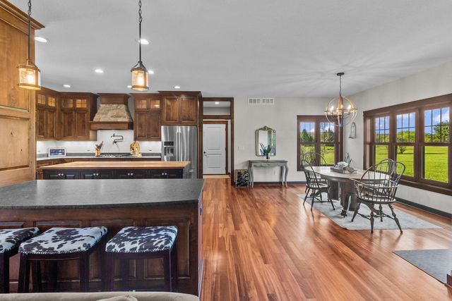 W359S4157 Bowe COURT, Dousman, WI 53118