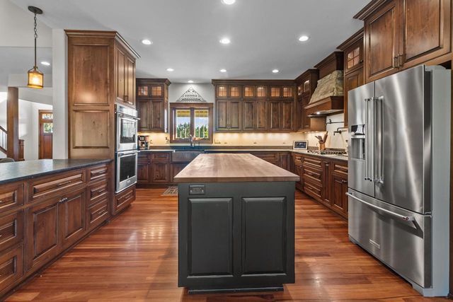 W359S4157 Bowe COURT, Dousman, WI 53118