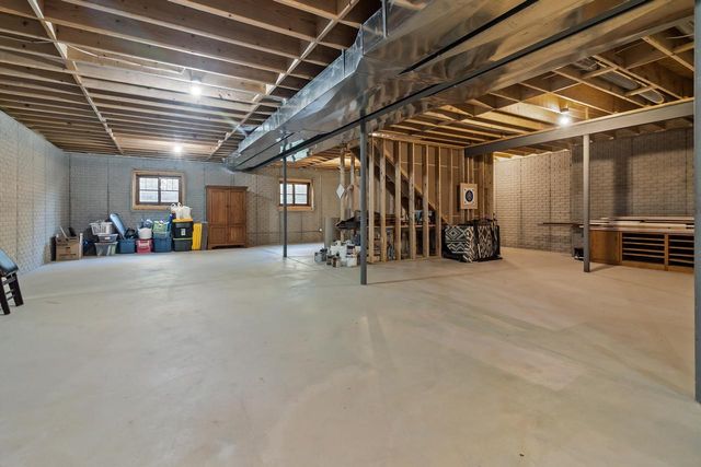 W359S4157 Bowe COURT, Dousman, WI 53118