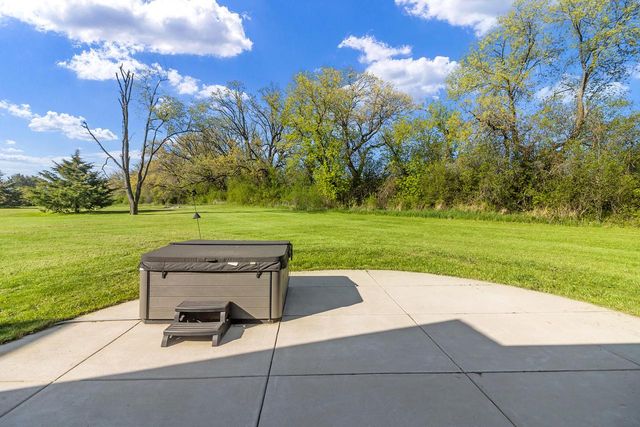 W359S4157 Bowe COURT, Dousman, WI 53118
