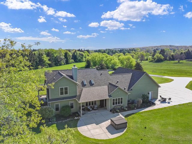W359S4157 Bowe COURT, Dousman, WI 53118