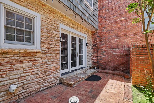 6452 Brandywine Lane 19, Oklahoma City, OK 73116