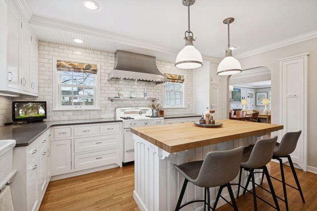 3815 Inglewood Avenue S, Saint Louis Park, MN 55416