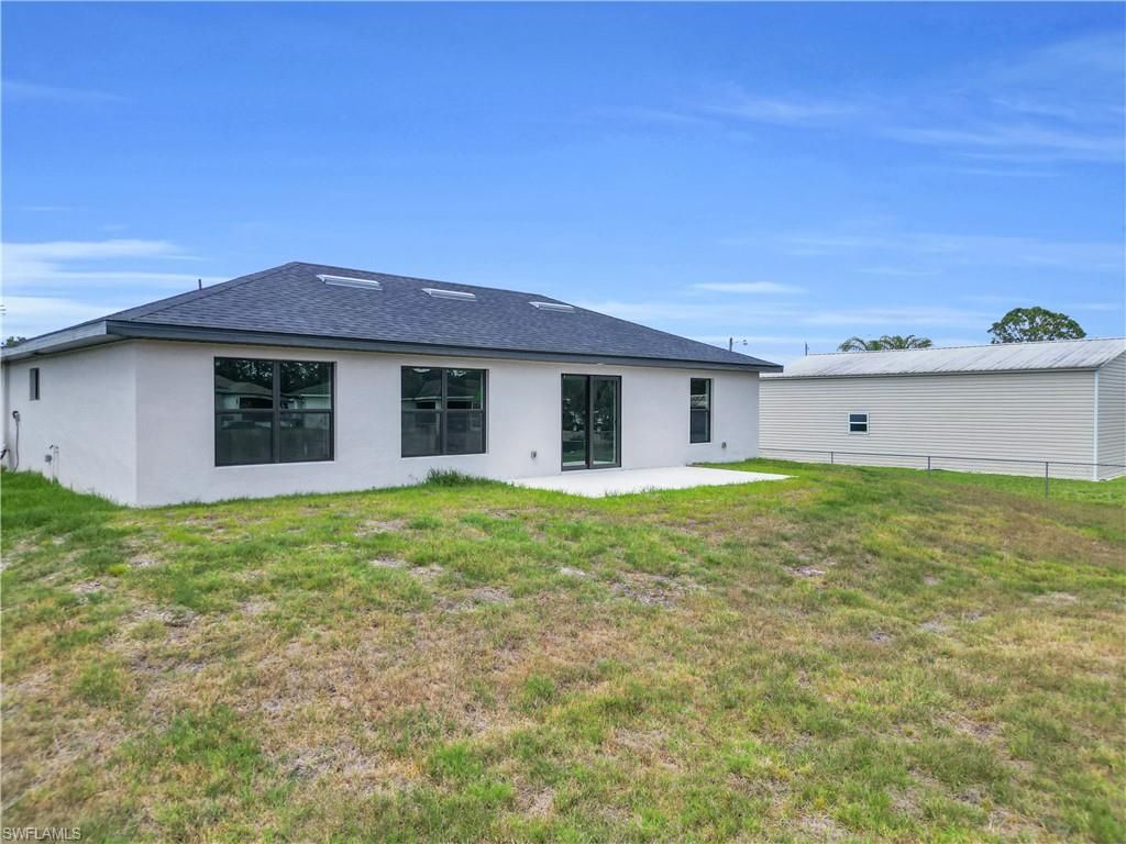 823 McKinley AVE, LEHIGH ACRES, FL 33972 — photo 5