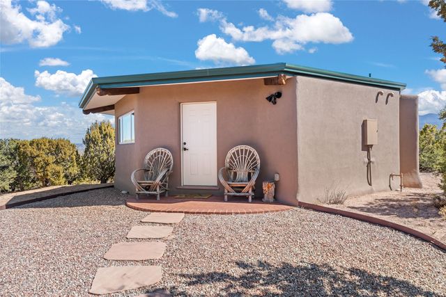 165 Tano Road, Santa Fe, NM 87506