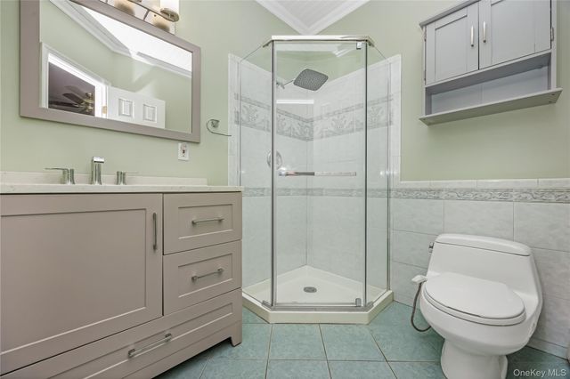281 Thrift Street, Ronkonkoma, NY 11779