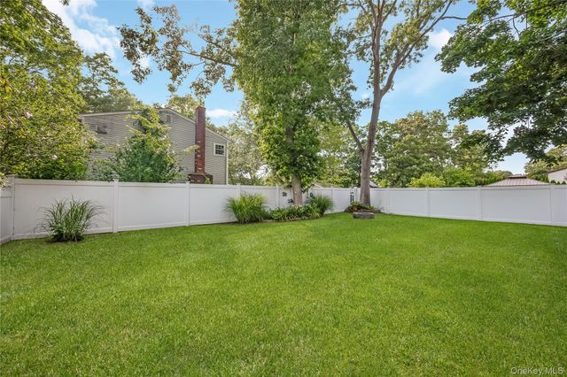 281 Thrift Street, Ronkonkoma, NY 11779