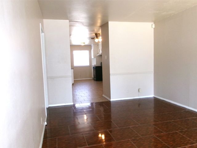 4204 Burke Road, Fort Worth, TX 76119