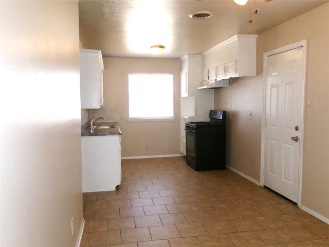 4204 Burke Road, Fort Worth, TX 76119