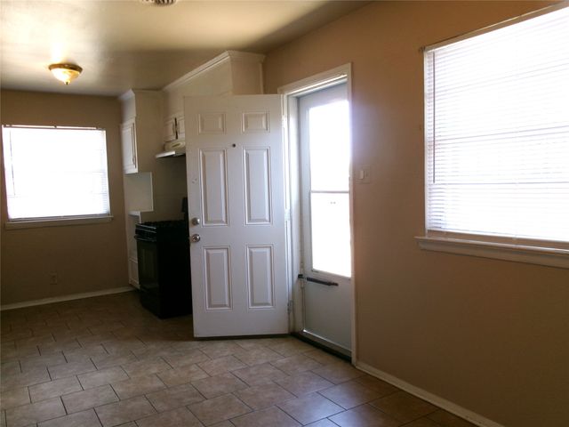 4204 Burke Road, Fort Worth, TX 76119