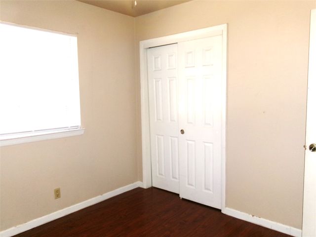 4204 Burke Road, Fort Worth, TX 76119