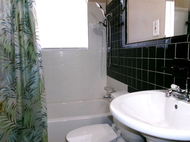 4204 Burke Road, Fort Worth, TX 76119