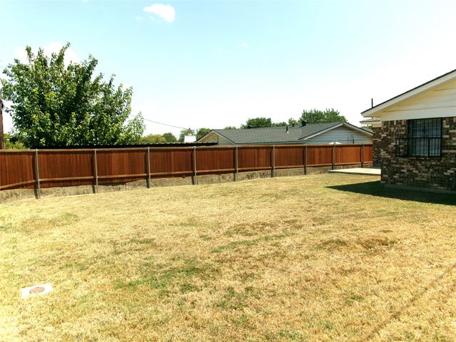 4204 Burke Road, Fort Worth, TX 76119