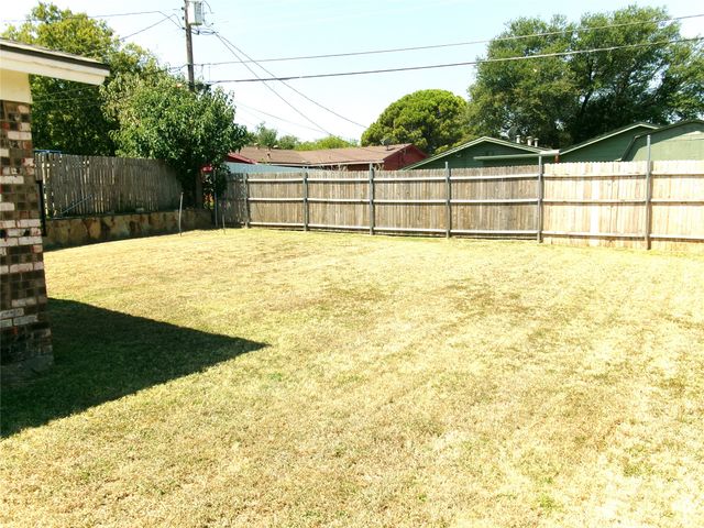 4204 Burke Road, Fort Worth, TX 76119