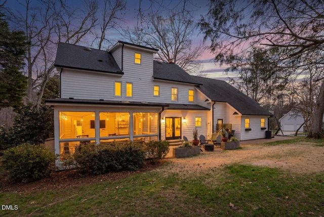 112 Stratford Drive, Chapel Hill, NC 27516