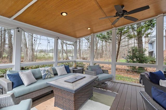 112 Stratford Drive, Chapel Hill, NC 27516