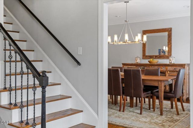 112 Stratford Drive, Chapel Hill, NC 27516