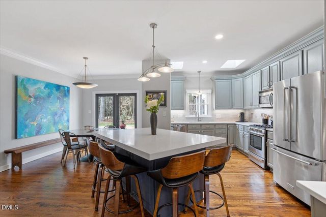 112 Stratford Drive, Chapel Hill, NC 27516