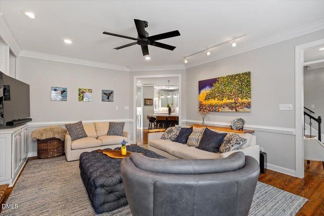 112 Stratford Drive, Chapel Hill, NC 27516