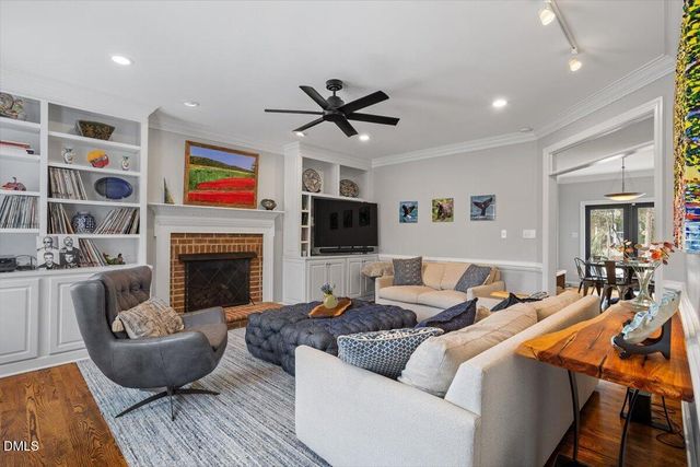 112 Stratford Drive, Chapel Hill, NC 27516