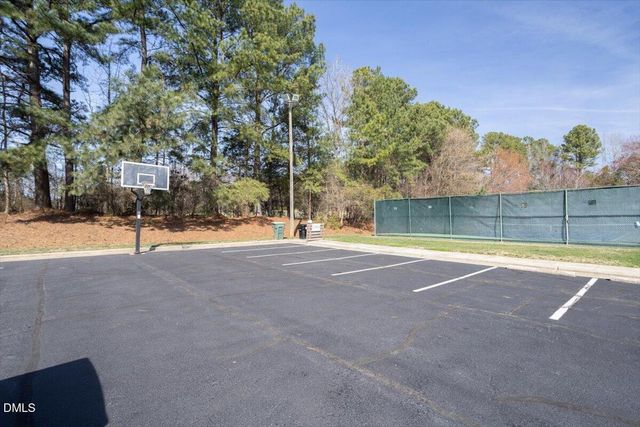 112 Stratford Drive, Chapel Hill, NC 27516