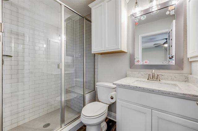 3701 Boone DR, Lago Vista, TX 78645