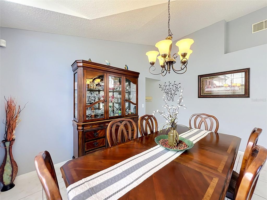 Image 12 of property listing at 2701 BURWOOD AVENUE, Orlando, FL 32837