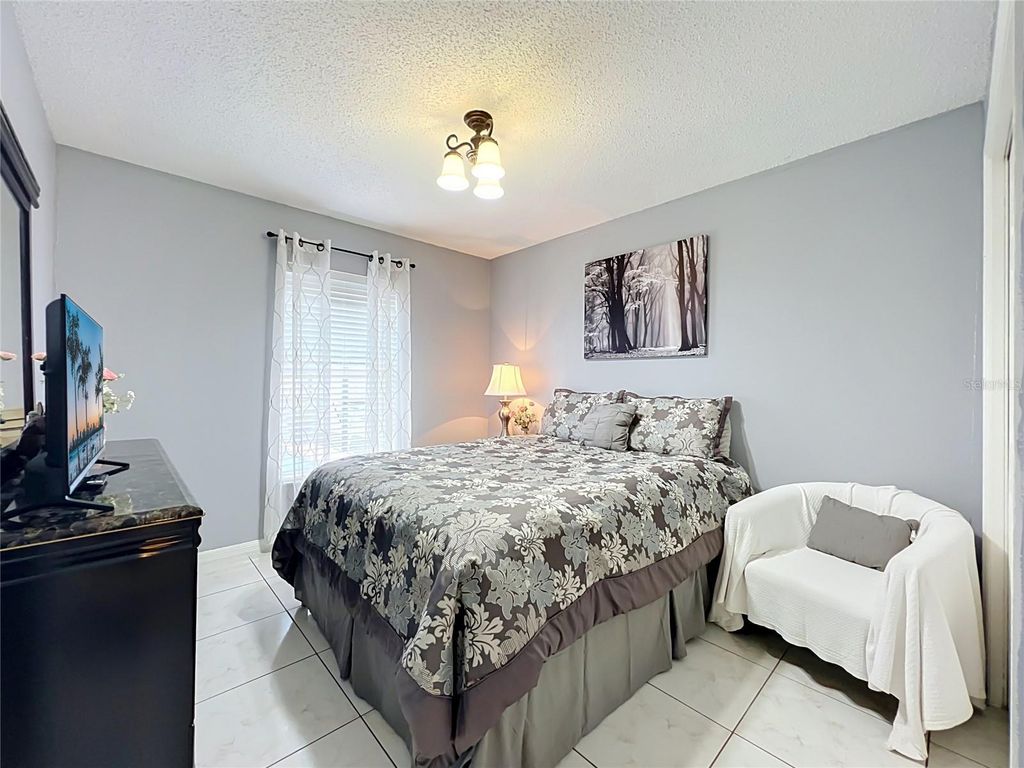 Image 32 of property listing at 2701 BURWOOD AVENUE, Orlando, FL 32837