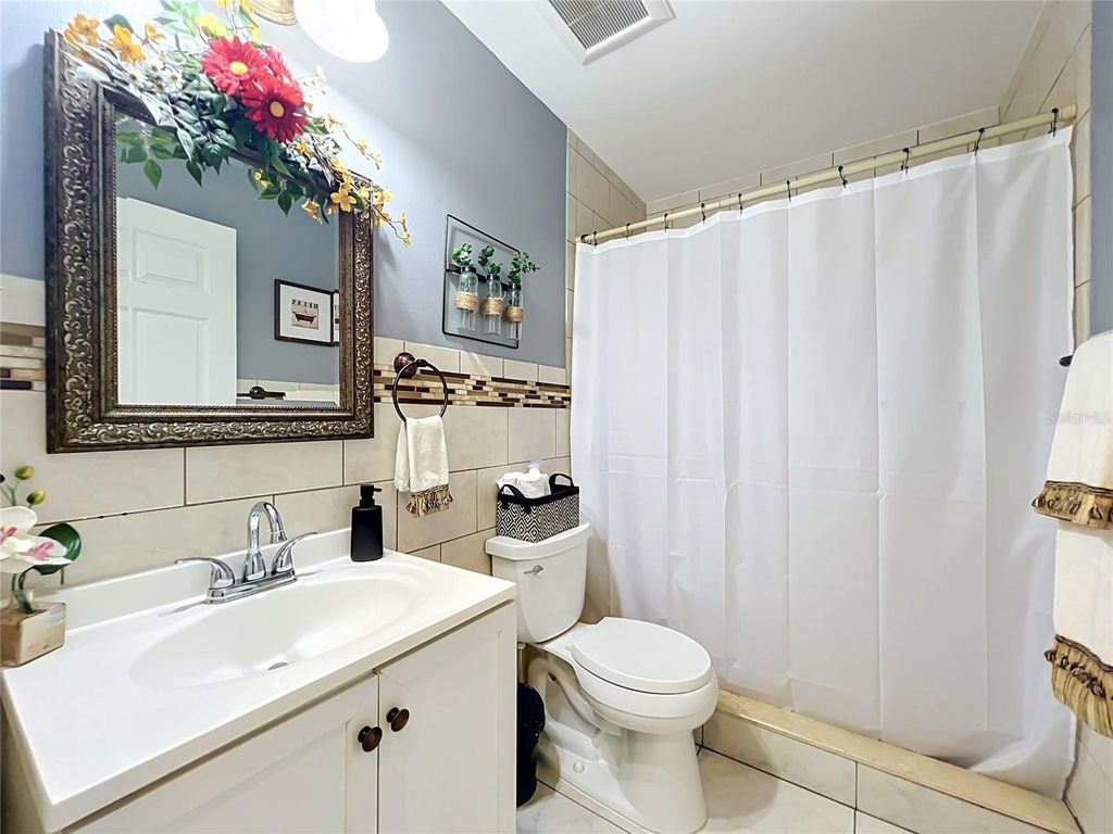 Image 37 of property listing at 2701 BURWOOD AVENUE, Orlando, FL 32837
