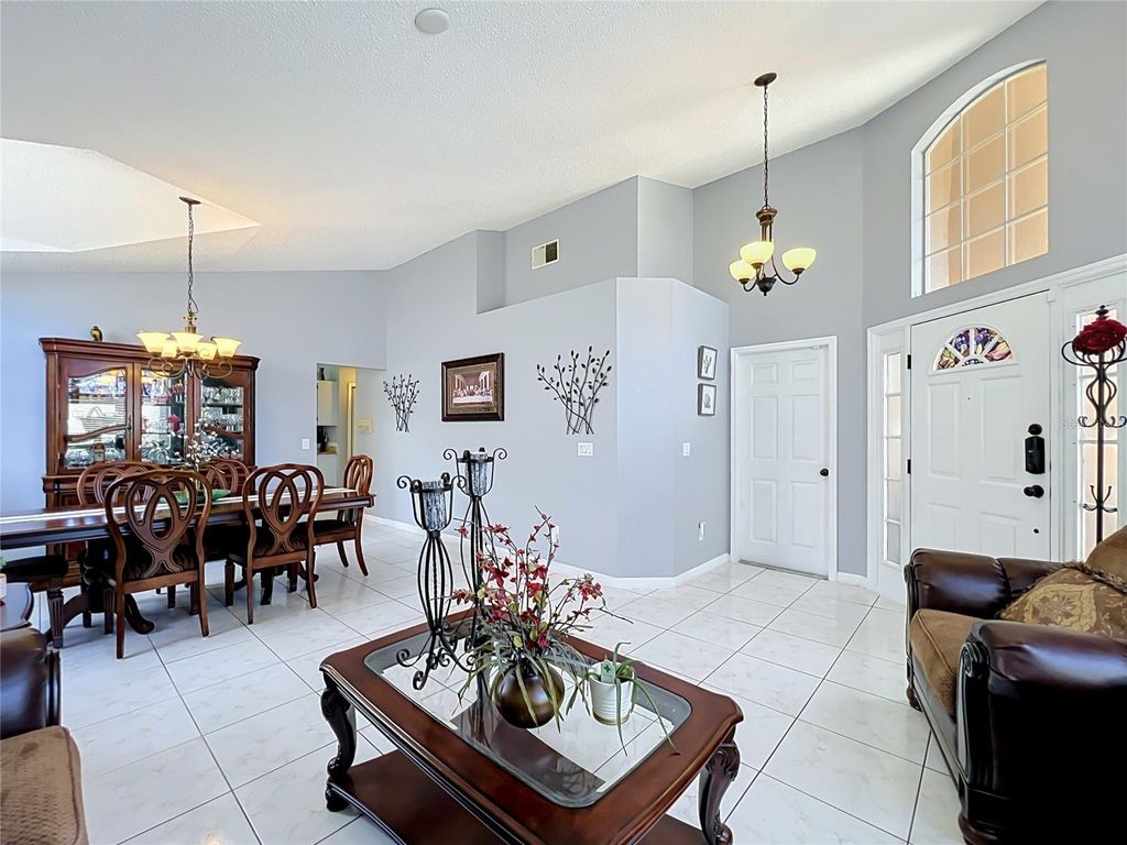 Image 10 of property listing at 2701 BURWOOD AVENUE, Orlando, FL 32837