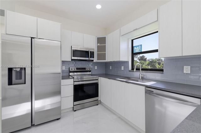 707 Bahama Avenue S, Lehigh Acres, FL 33974