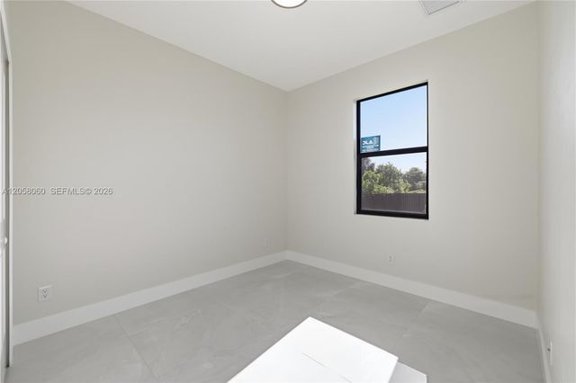 707 Bahama Avenue S, Lehigh Acres, FL 33974
