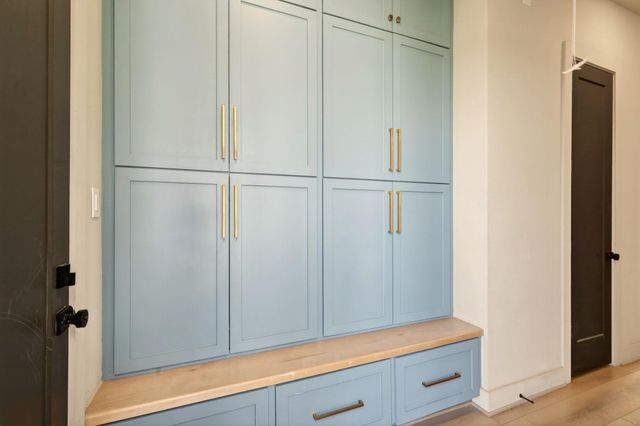 115 Country View Lane, Schulenburg, TX 78956