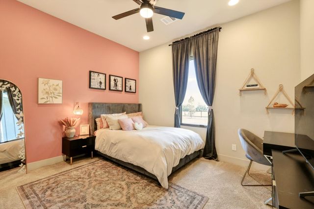 115 Country View Lane, Schulenburg, TX 78956