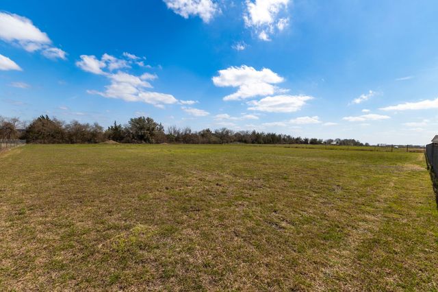 115 Country View Lane, Schulenburg, TX 78956