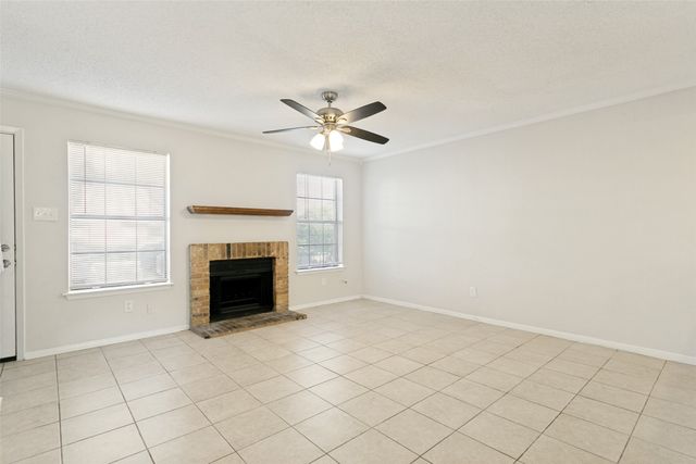 1265 Dallas Drive, Denton, TX 76205