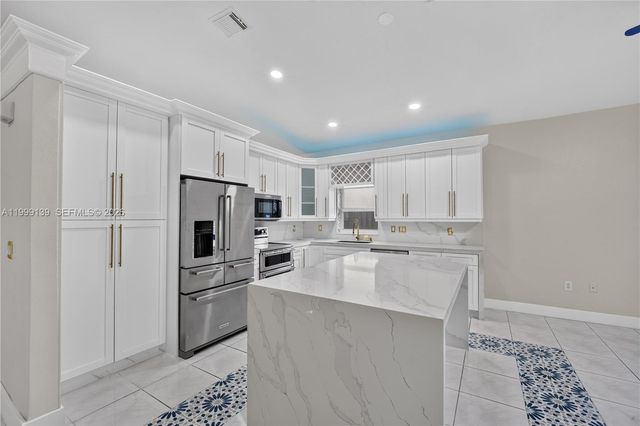 6931 SW 159th Place, Miami, FL 33193