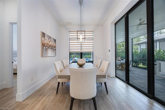 9445 Caymas TER, Naples, FL 34114