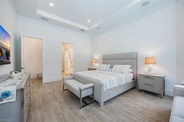 9445 Caymas TER, Naples, FL 34114