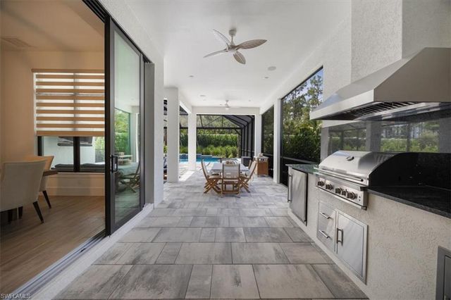 9445 Caymas TER, Naples, FL 34114