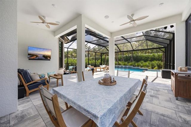 9445 Caymas TER, Naples, FL 34114