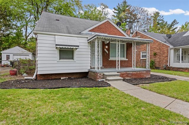 19720 Edinborough Road, Detroit, MI 48219