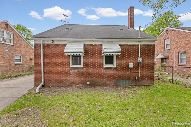 19720 Edinborough Road, Detroit, MI 48219