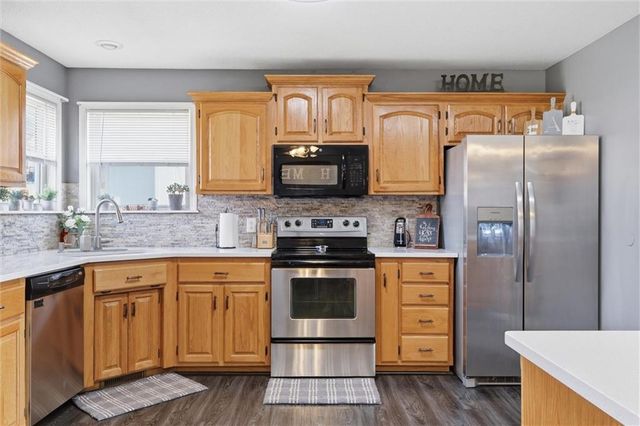 1214 Wildwood Street, Leavenworth, KS 66048