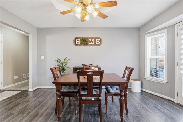 1214 Wildwood Street, Leavenworth, KS 66048